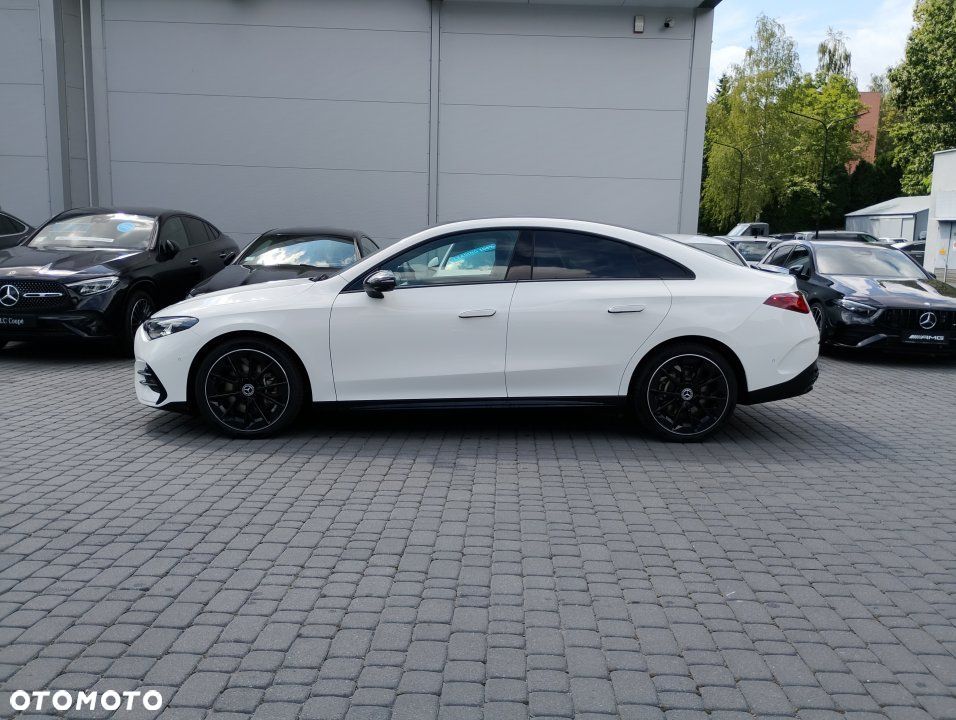 Mercedes-Benz CLA - 2