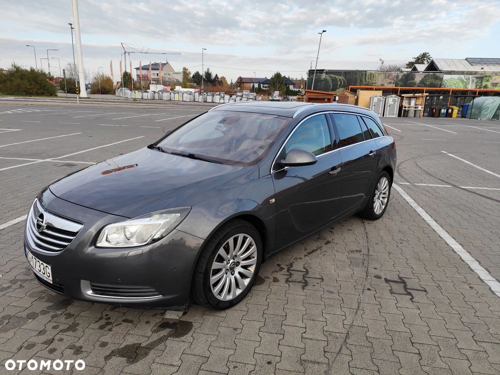 Opel Insignia 2.0 CDTI Sports Tourer Cosmo - 2