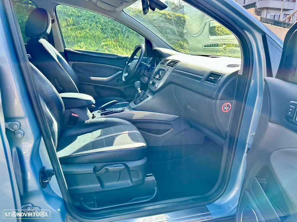 Ford Kuga 2.0 TDCi Titanium - 33