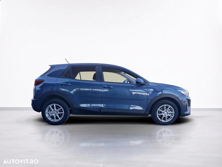 Kia Stonic - 8