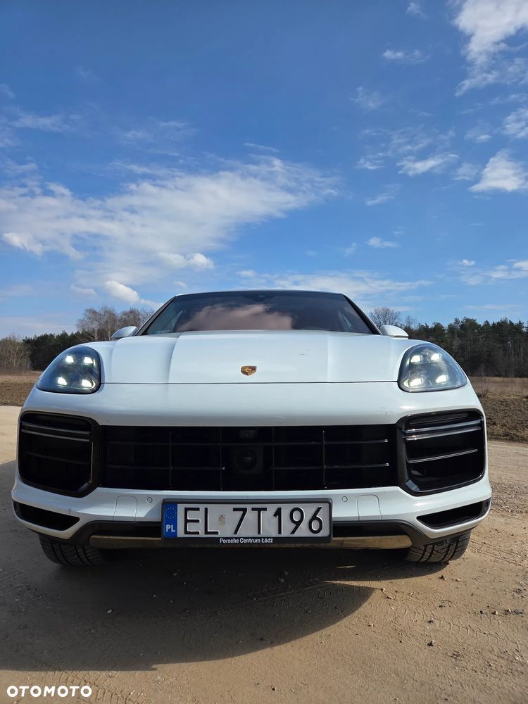 Porsche Cayenne - 3