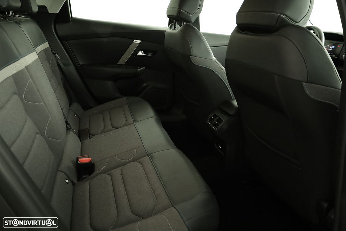 Citroën C4 1.2 PureTech Plus EAT8 - 19