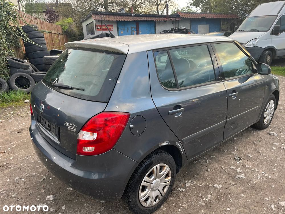 Skoda Fabia - 5