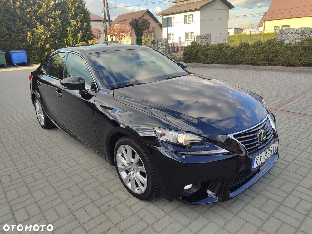 Lexus IS 200t Elite - 27