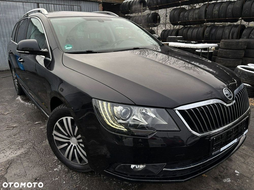 Skoda Superb 2.0 TDI DSG Exclusive - 4