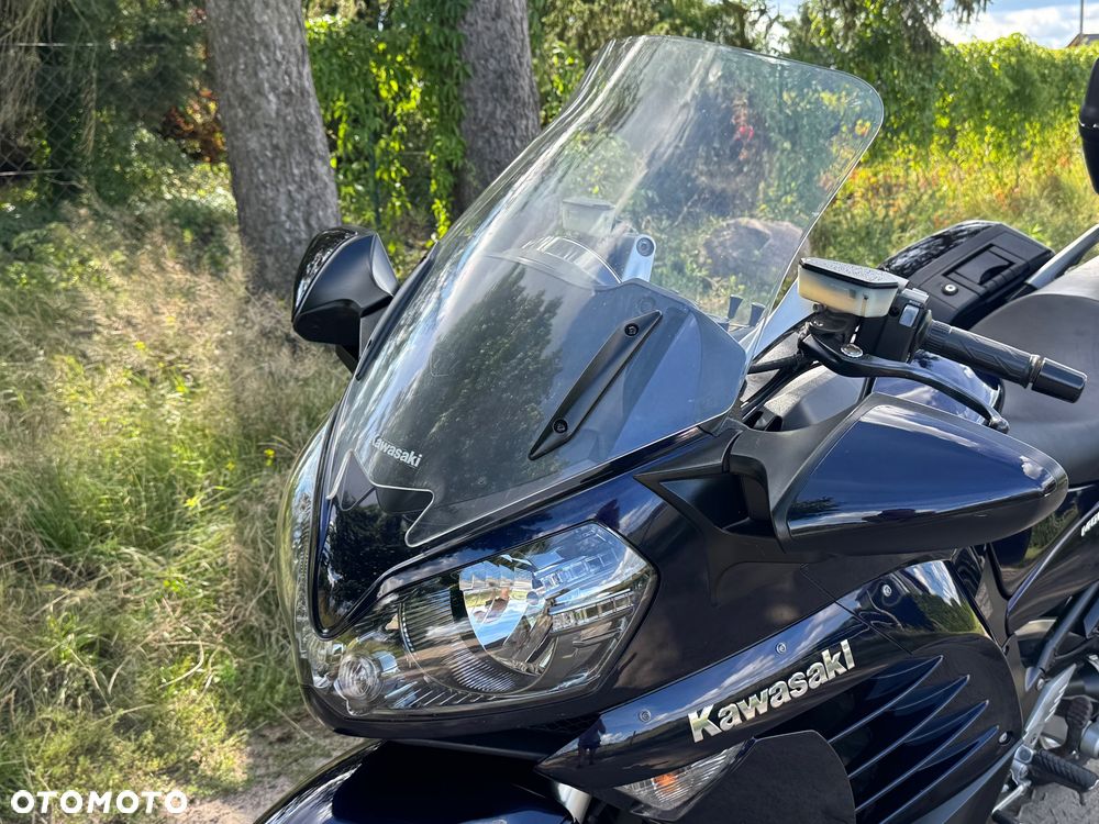 Kawasaki GTR - 19