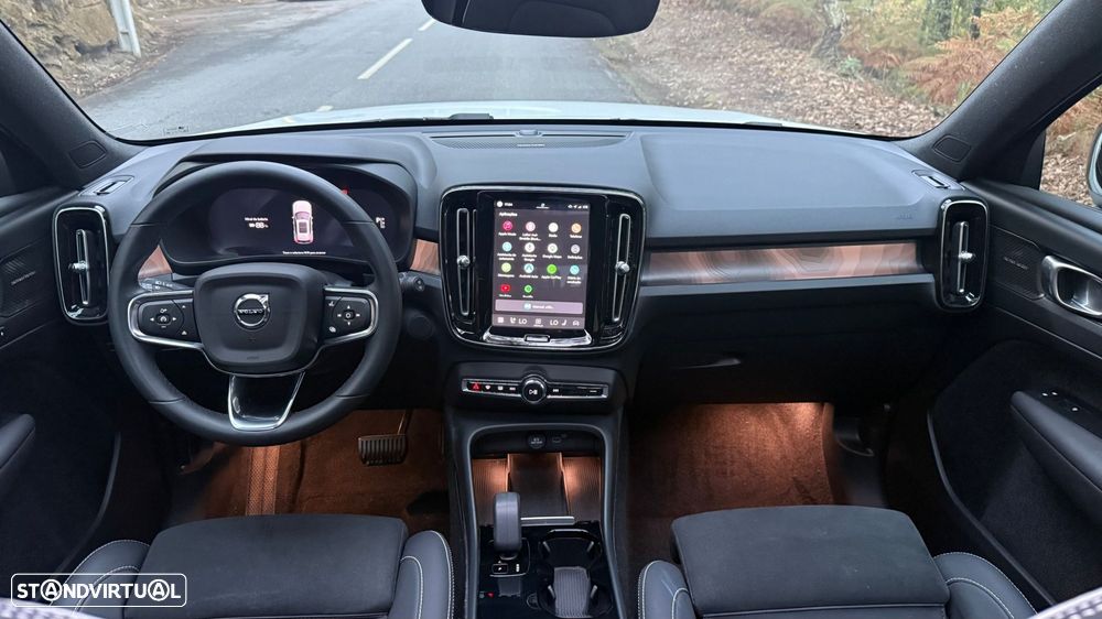 Volvo XC 40 Recharge Twin Ultimate - 8