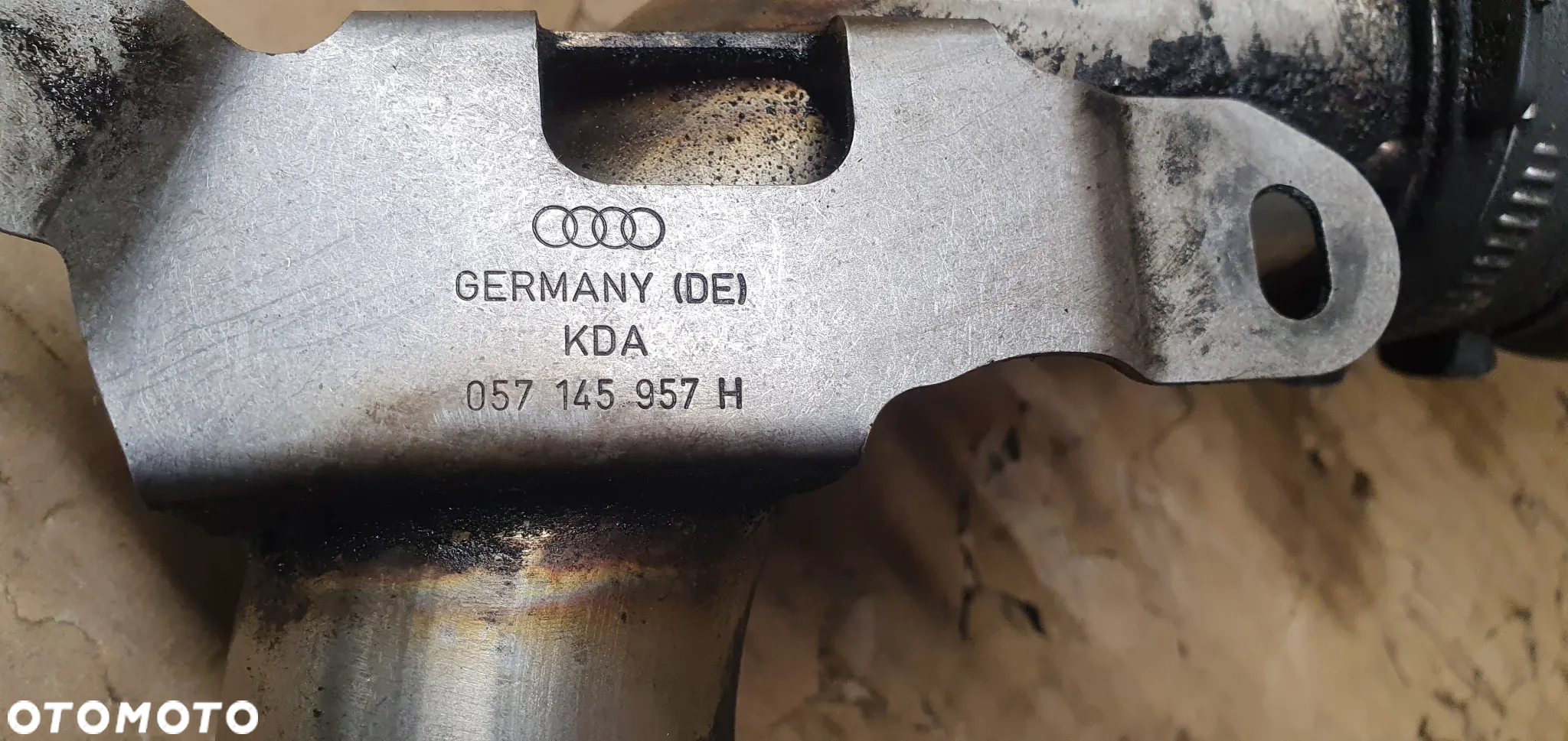 Przewód rura intercoolera Audi A8 D3 4.2 TDI 057145957H - 7
