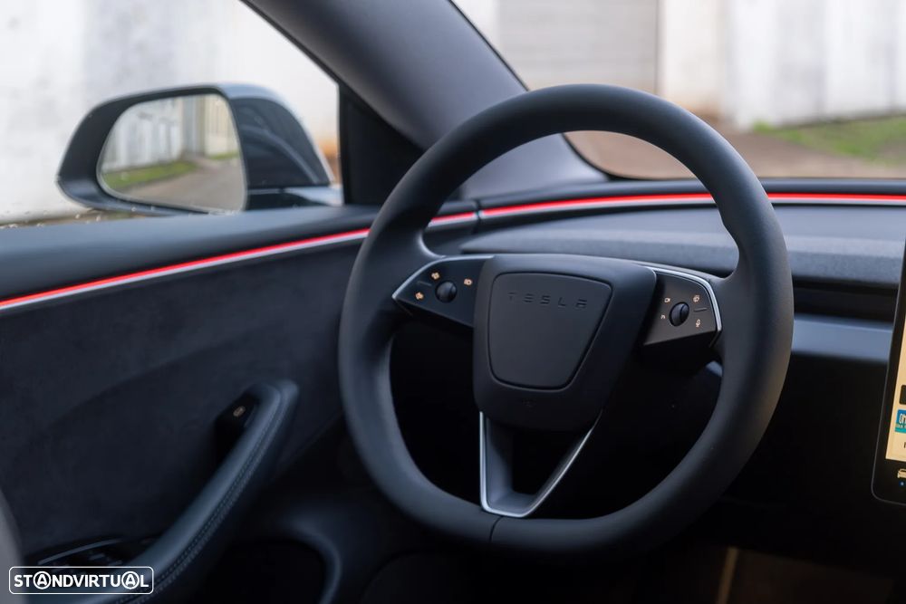 Tesla Model 3 Long Range Tração Integral Premium - 36