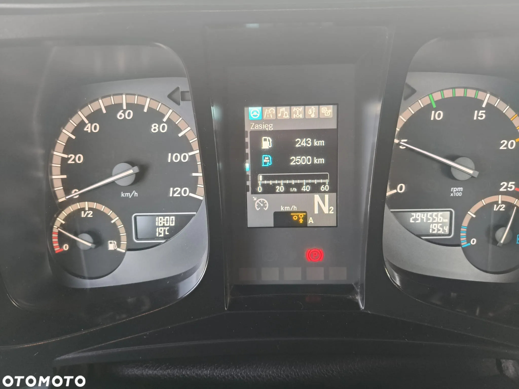 Mercedes-Benz ANTOS 2540 / 6x2 / HAKOWIEC 20t / EURO 6 / - 20