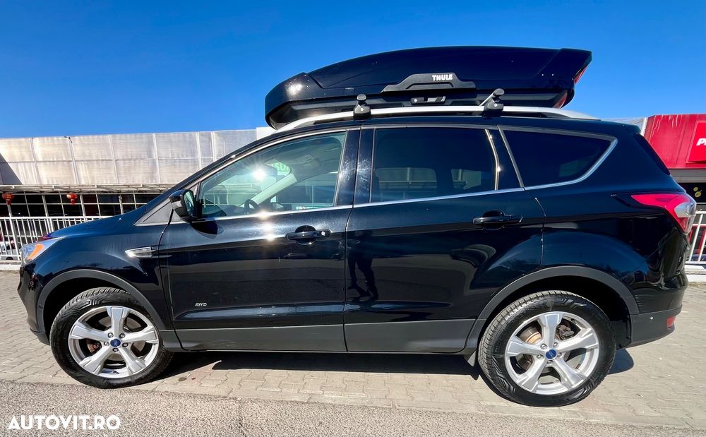 Ford Kuga 2.0 TDCi Powershift 4WD Titanium - 3