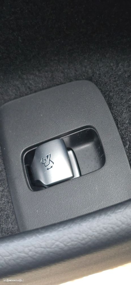 Mercedes-Benz E 300 - 6