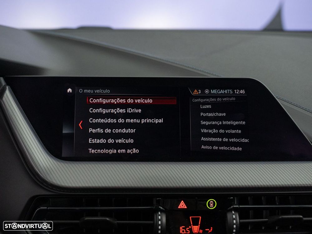 BMW 118 i Pack Desportivo M Auto - 31