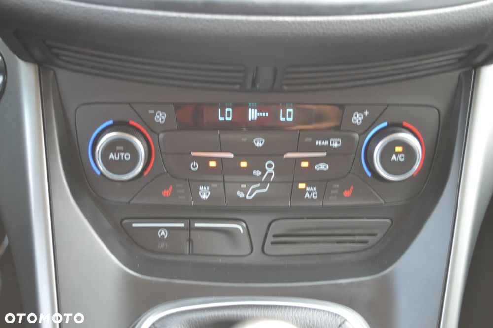 Ford Kuga 2.0 TDCi 4WD Titanium - 19