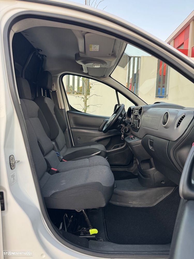 Citroën BERLINGO 1.6 Hdi / CX.AUTOMATICA / 3 LUGARES / GARANTIA - 14