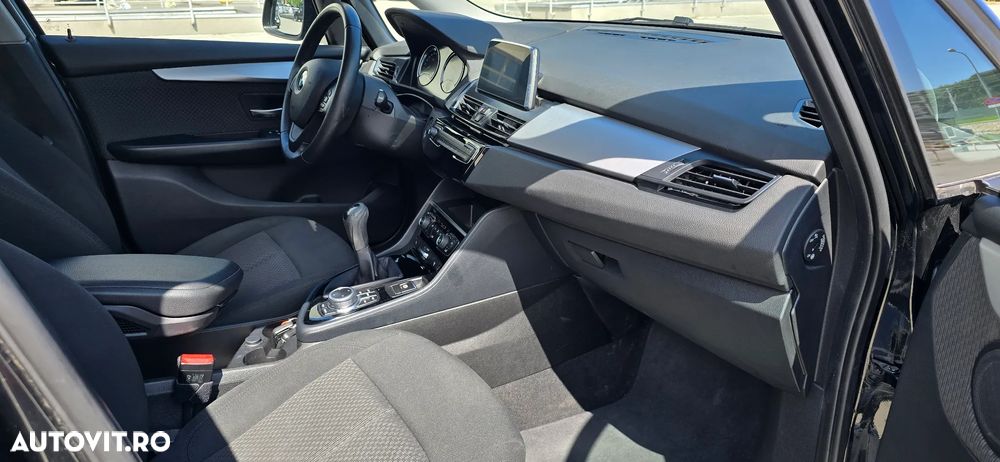 BMW Seria 2 216d Gran Tourer Advantage - 13