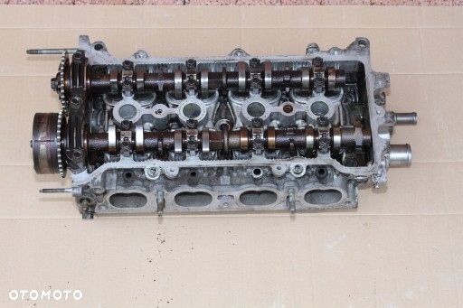 COROLLA E12 1,6 VVT-I GŁOWICA SILNIKA 3ZZ - 1