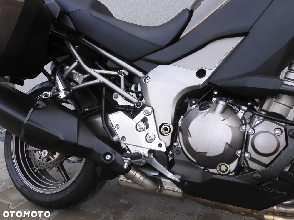 Kawasaki Versys 1000 - 9
