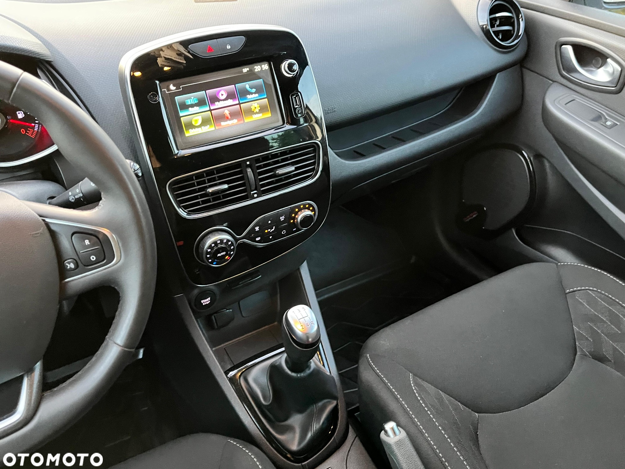 Renault Clio 0.9 TCe Limited - 18