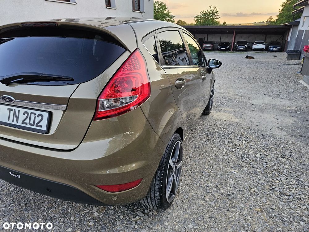 Ford Fiesta 1.6 Ti-VCT Titanium - 32
