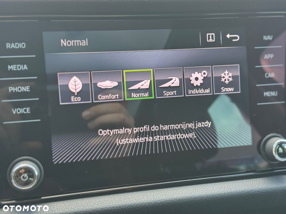 Skoda Kodiaq 2.0 TDI 4x4 Style DSG 7os - 33