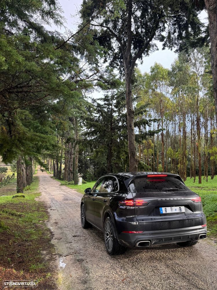Porsche Cayenne E-Hybrid - 2