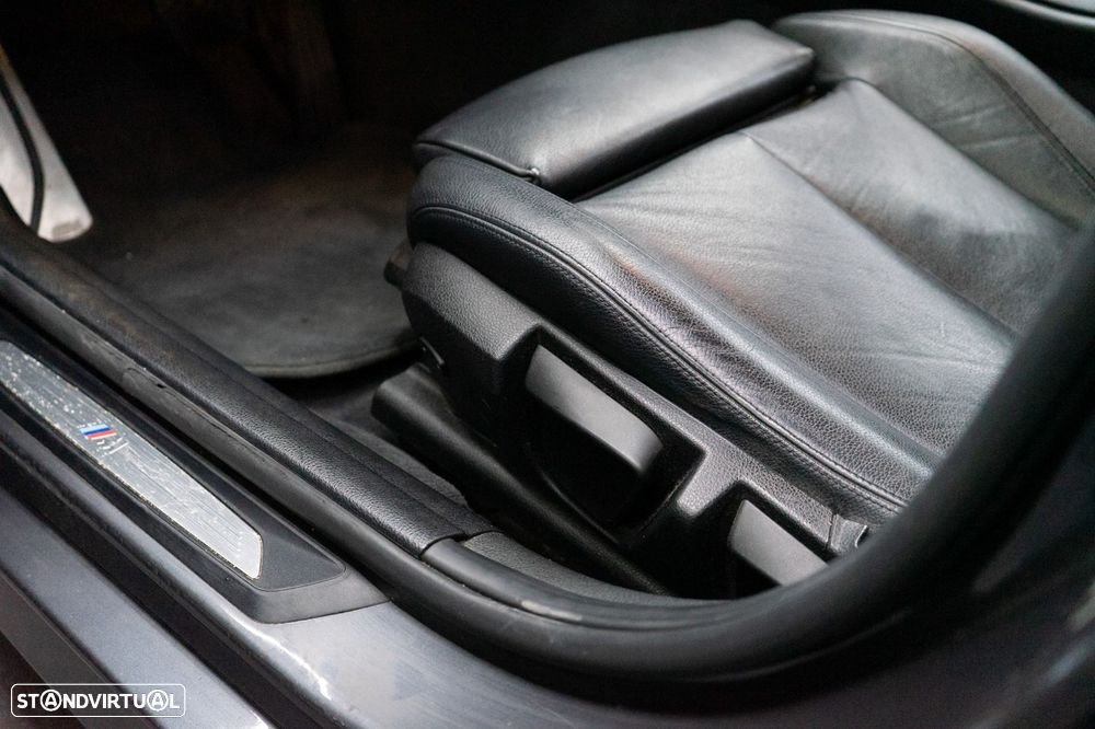 BMW 320 d Touring Auto Pack M - 30