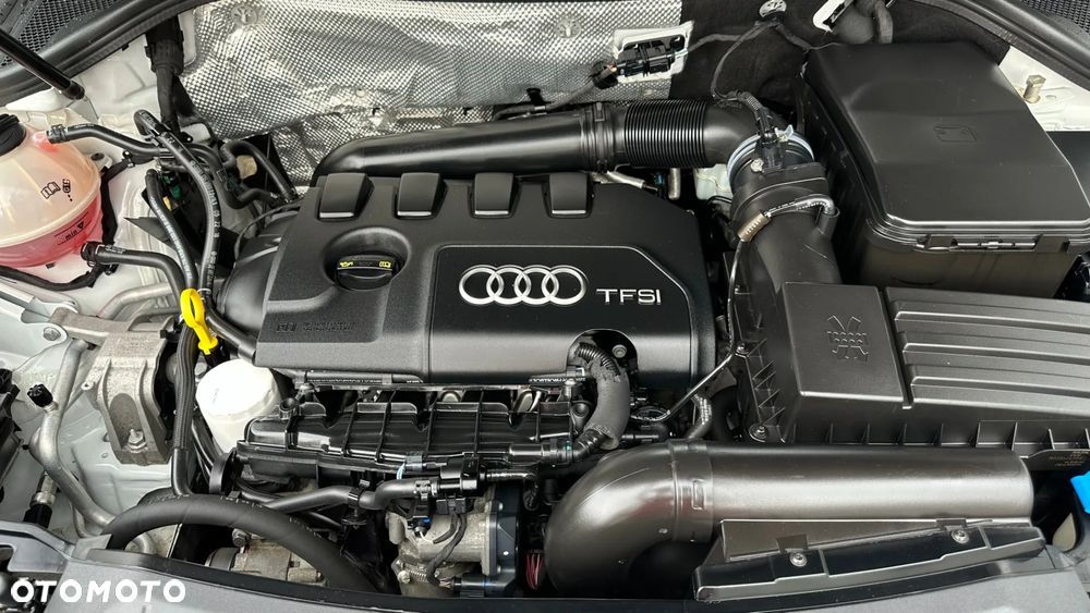 Audi Q3 2.0 TFSI Quattro S tronic design - 23
