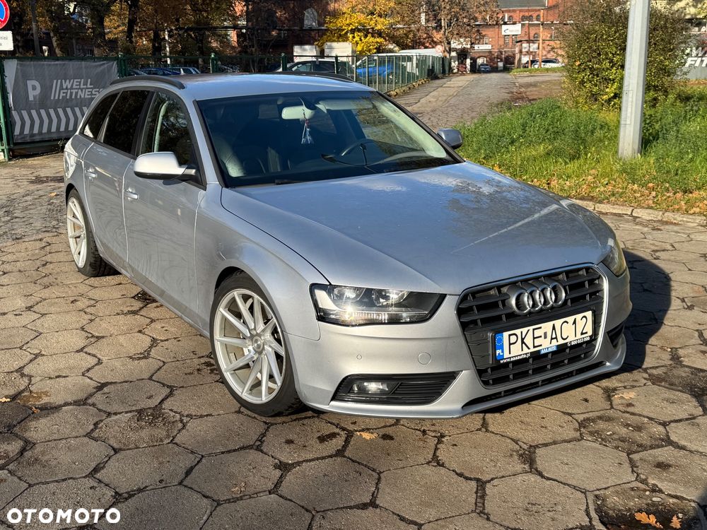 Audi A4 Avant - 10