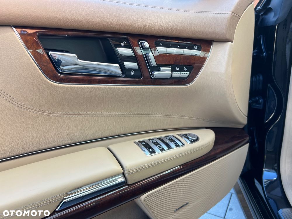 Mercedes-Benz CL 500 - 13