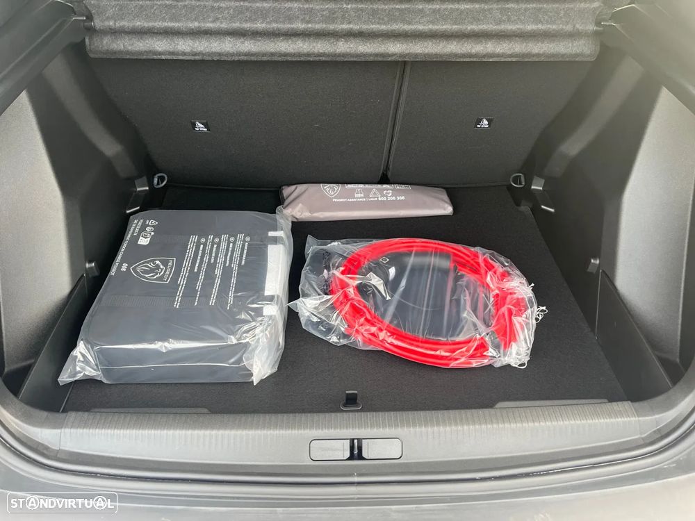 Peugeot e-2008 54 kWh Allure - 16