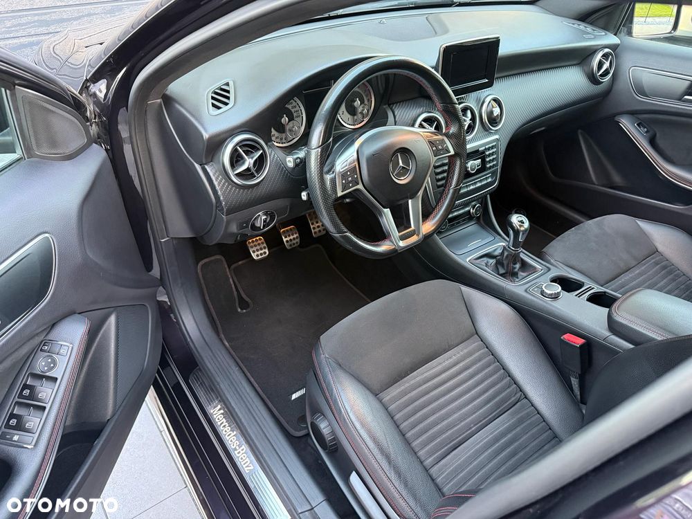 Mercedes-Benz Klasa A 180 (BlueEFFICIENCY) AMG Sport - 3