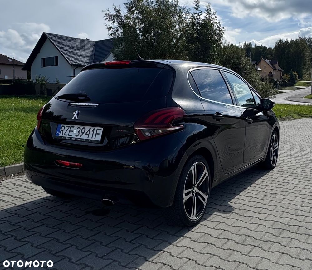 Peugeot 208 PureTech 110 Stop & Start Allure - 9