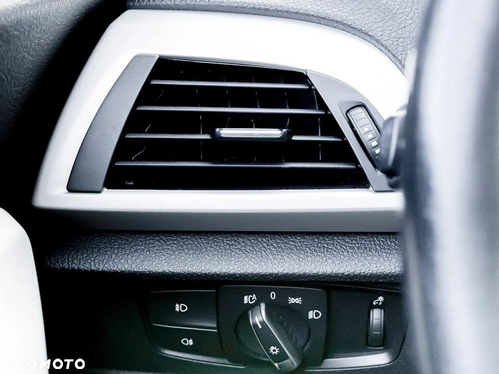 BMW Seria 1 116d EfficientDynamics Edition Advantage - 25