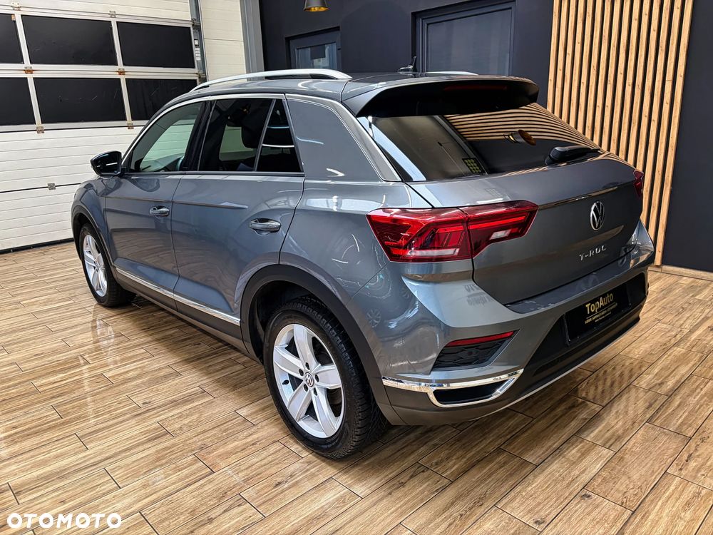 Volkswagen T-Roc - 9