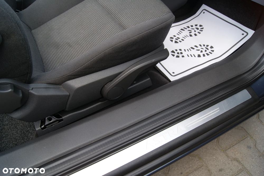 Opel Astra 1.9 CDTI Sport - 16