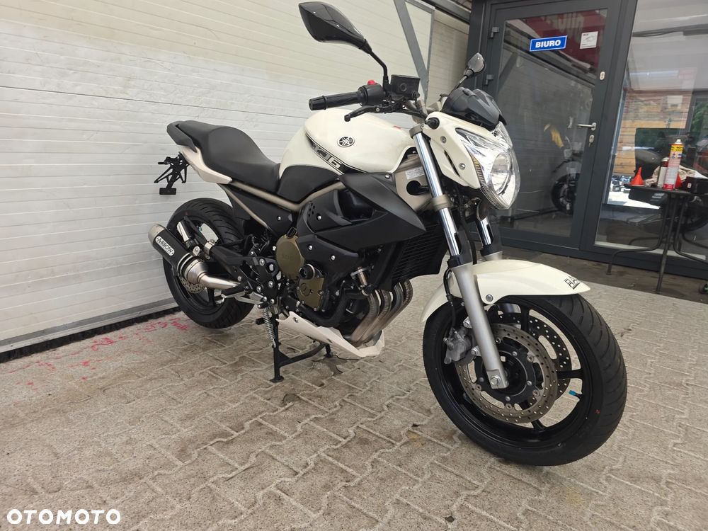 Yamaha XJ - 8