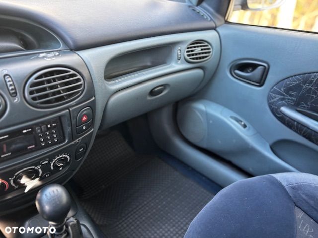 Renault Megane - 7