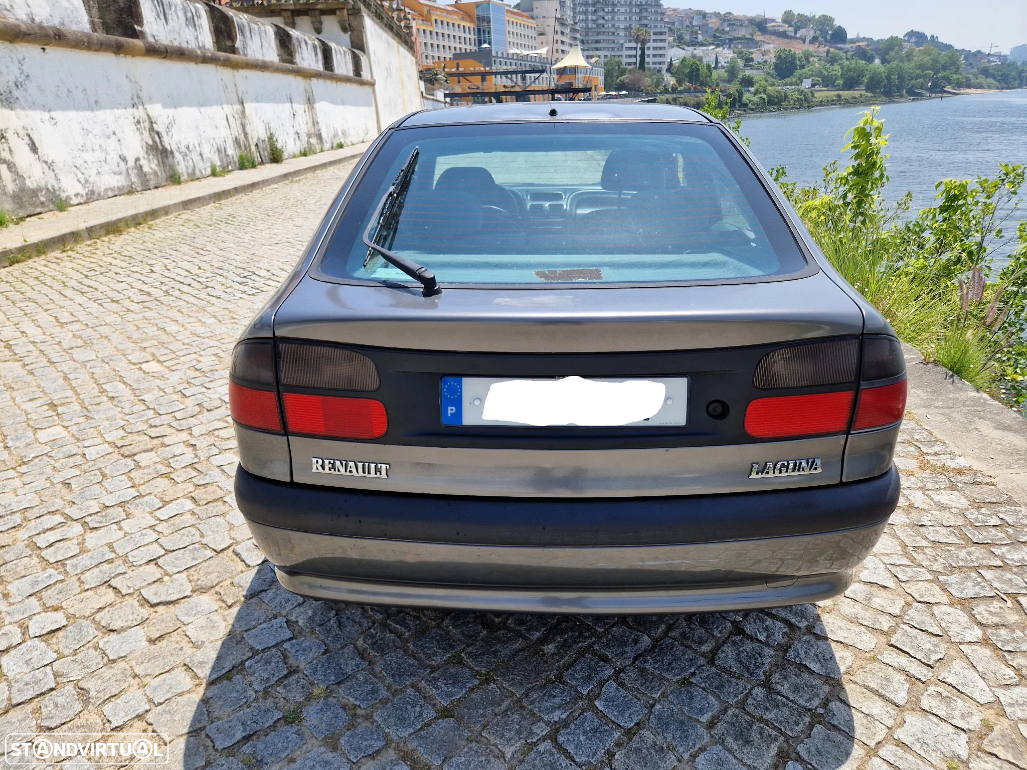Renault Laguna 1.8 RXE - 5