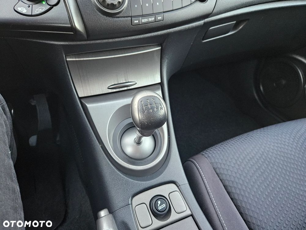 Honda Civic 1.4 i-VTEC Elegance - 29