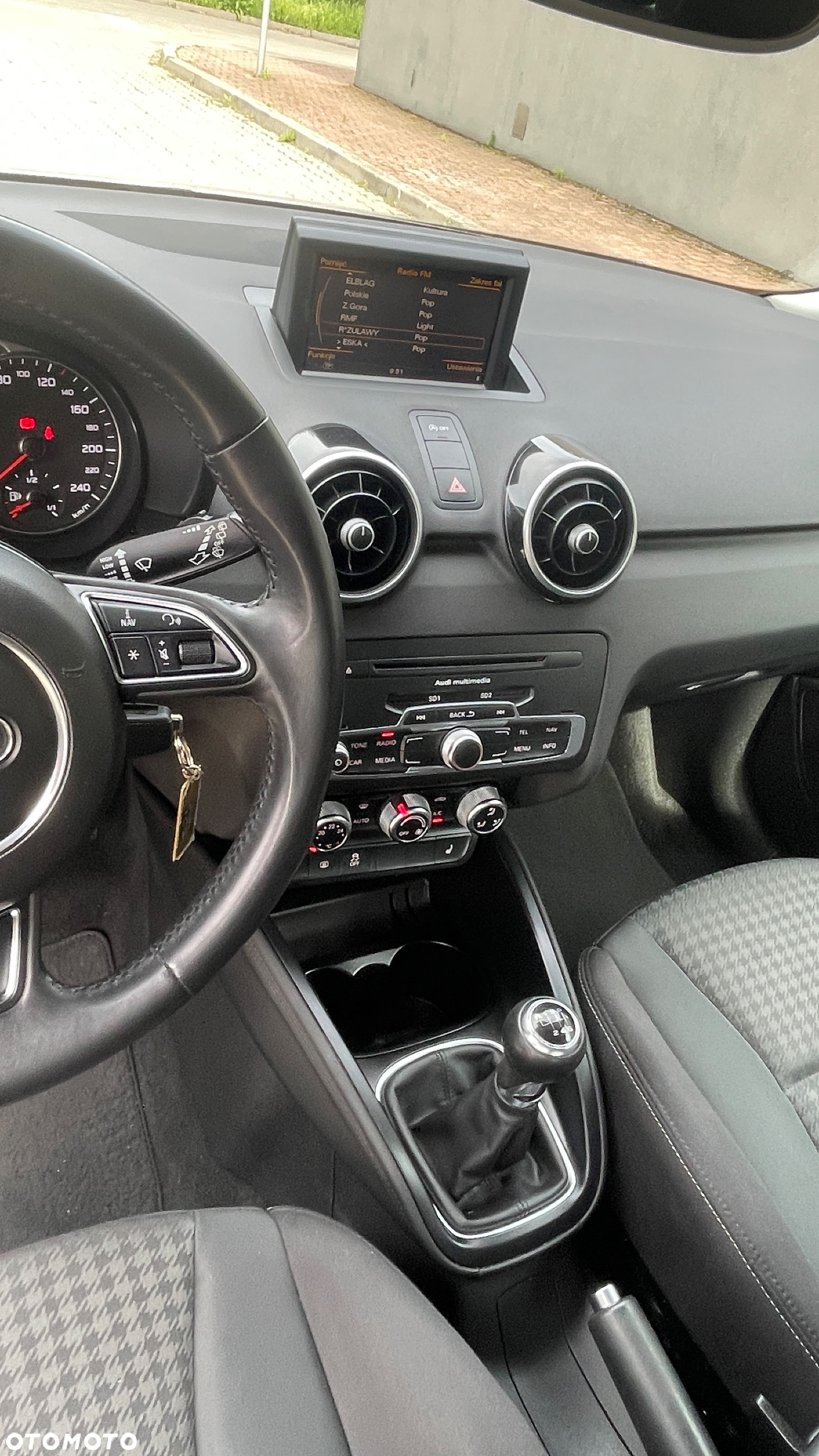 Audi A1 1.4 TFSI Edycja Specjalna - 8
