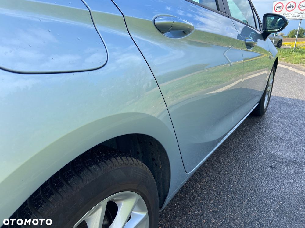 Opel Astra 1.2 T Ultimate S&S - 10