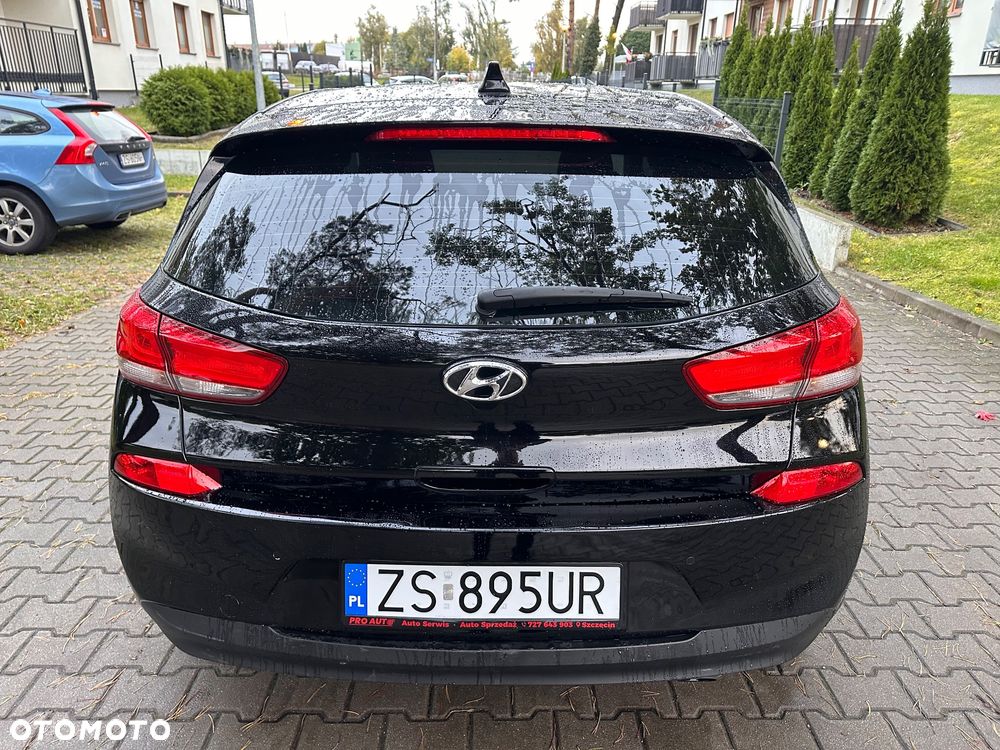 Hyundai i30 - 12