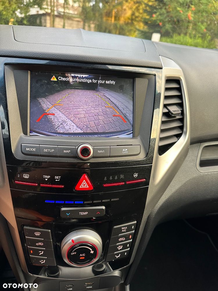 SsangYong/KGM Tivoli 1.6 Crystal Base - 14