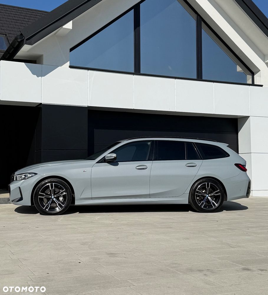 BMW Seria 3 330i xDrive M Sport - 33