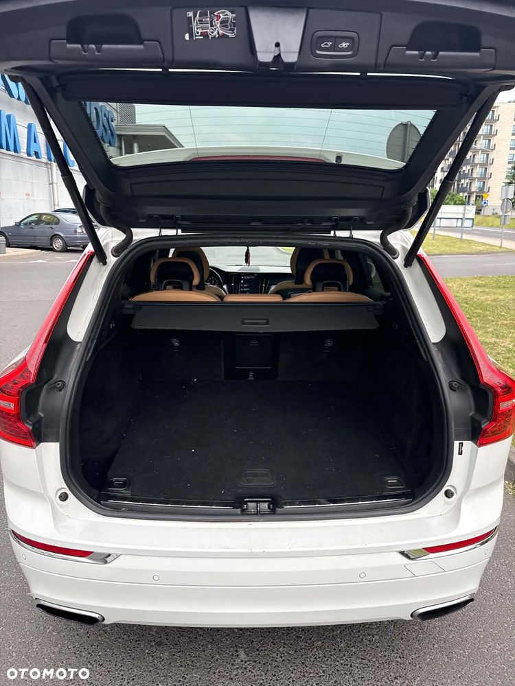 Volvo XC 60 T6 AWD Geartronic Inscription - 12