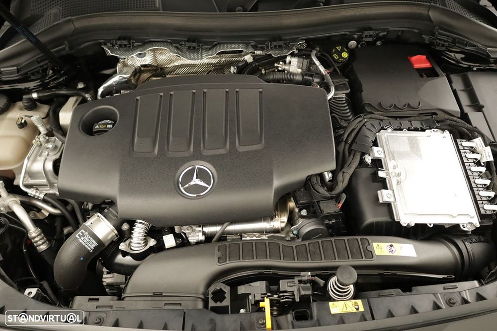 Mercedes-Benz B 180 d - 25