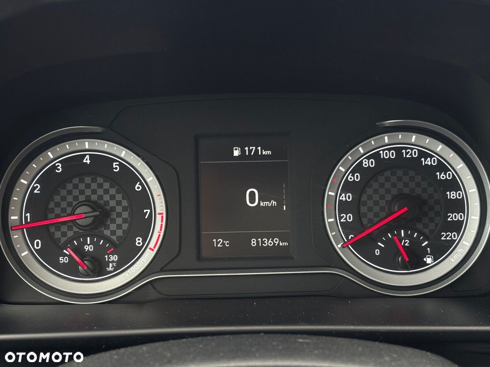Hyundai i20 - 18