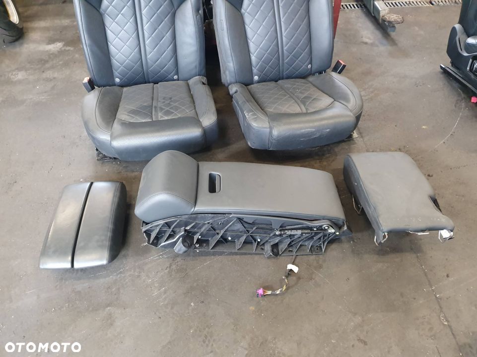 SIEDZENIE TYŁ AUDI A8 L D4 LONG - 7