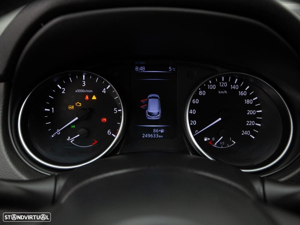 Nissan Qashqai 1.5 dCi N-Connecta Business - 21